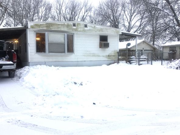Villa Village: 2404 N 8th St, Red Oak, IA 51566
